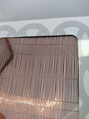 1-2m عرض الزجاج المصفوفة السلكية الشبكة الحمراء لون الزخرفية