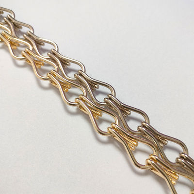 سلاسل الألومنيوم قابلة للتخصيص سلك الشاشة الطائرة قطر 2mm الحجم القياسي 12mm * 24mm
