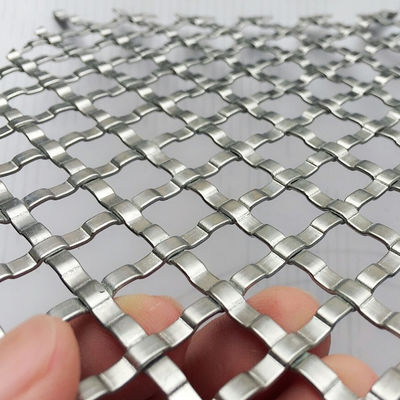 لوحات الشبكة المعدنية من الفولاذ المقاوم للصدأ في الداخل والخارج تتم تخصيصها لمشاريع التصميم المتميزة