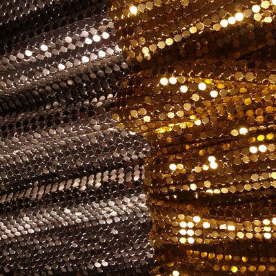 الملابس الزخرفية المعدنية الألومنيوم السكويينز المقاومة للزيت الملابس المعدنية الشبكة